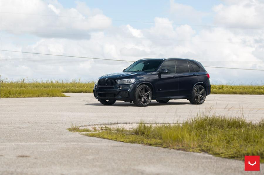  BMW X5 xDrive35i on Vossen Wheels (HF-1) 2018 года  (фото 16 из 36)